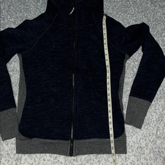 lululemon athletica Scuba Full-Zip Hoodie Black and Heathered Medium Grey Size 8 - Picture 6 of 12
